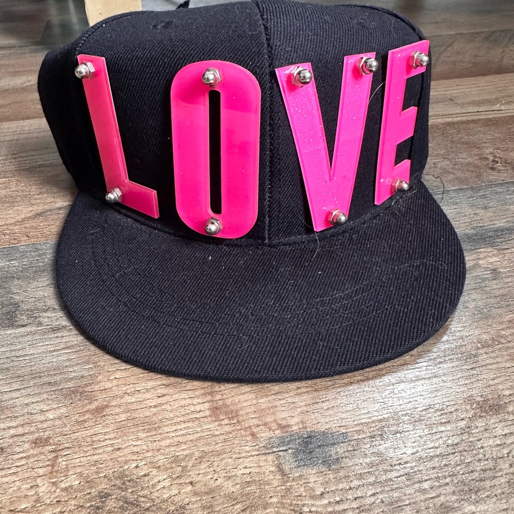 Snapback Hat – LOVE Design